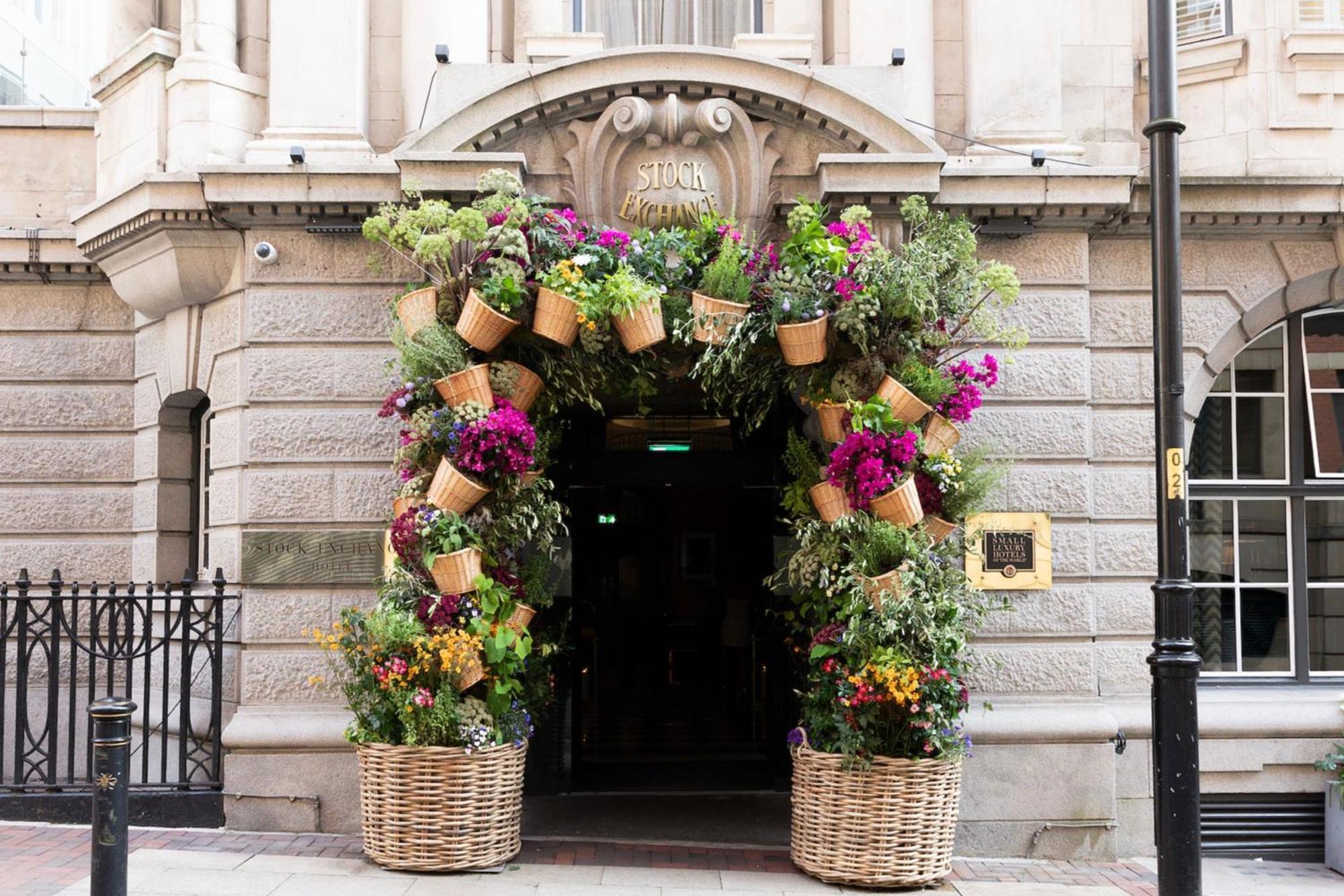 Stock Exchange Hotel, Manchester, Autograph Collection Luaran gambar The entrance to the hotel